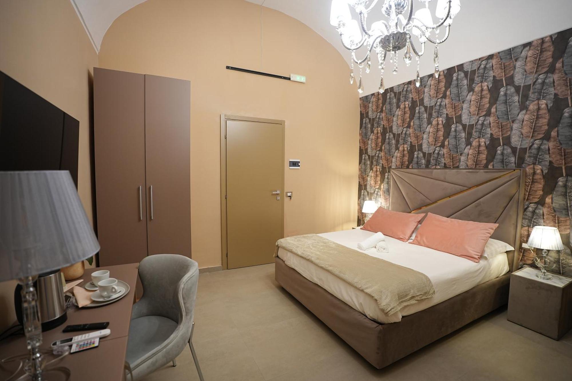 B&B Suites&Rooms Piazza Dei Martiri CTA Habitación foto
