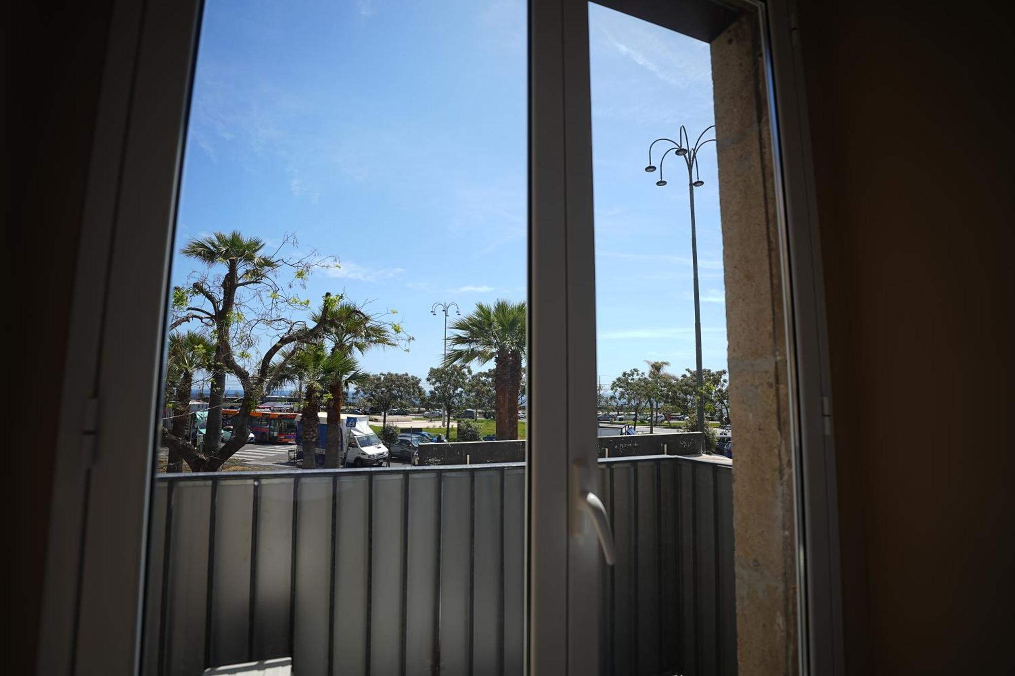 B&B Suites&Rooms Piazza Dei Martiri CTA Exterior foto