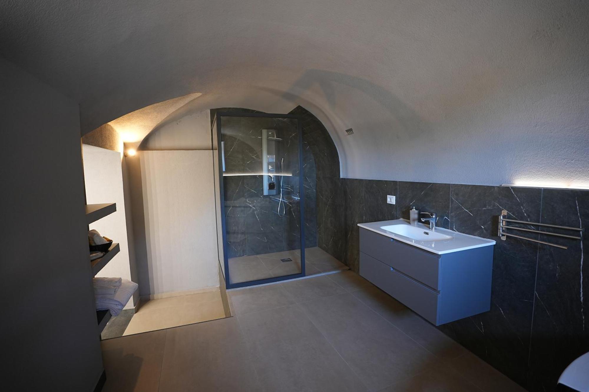 B&B Suites&Rooms Piazza Dei Martiri CTA Exterior foto